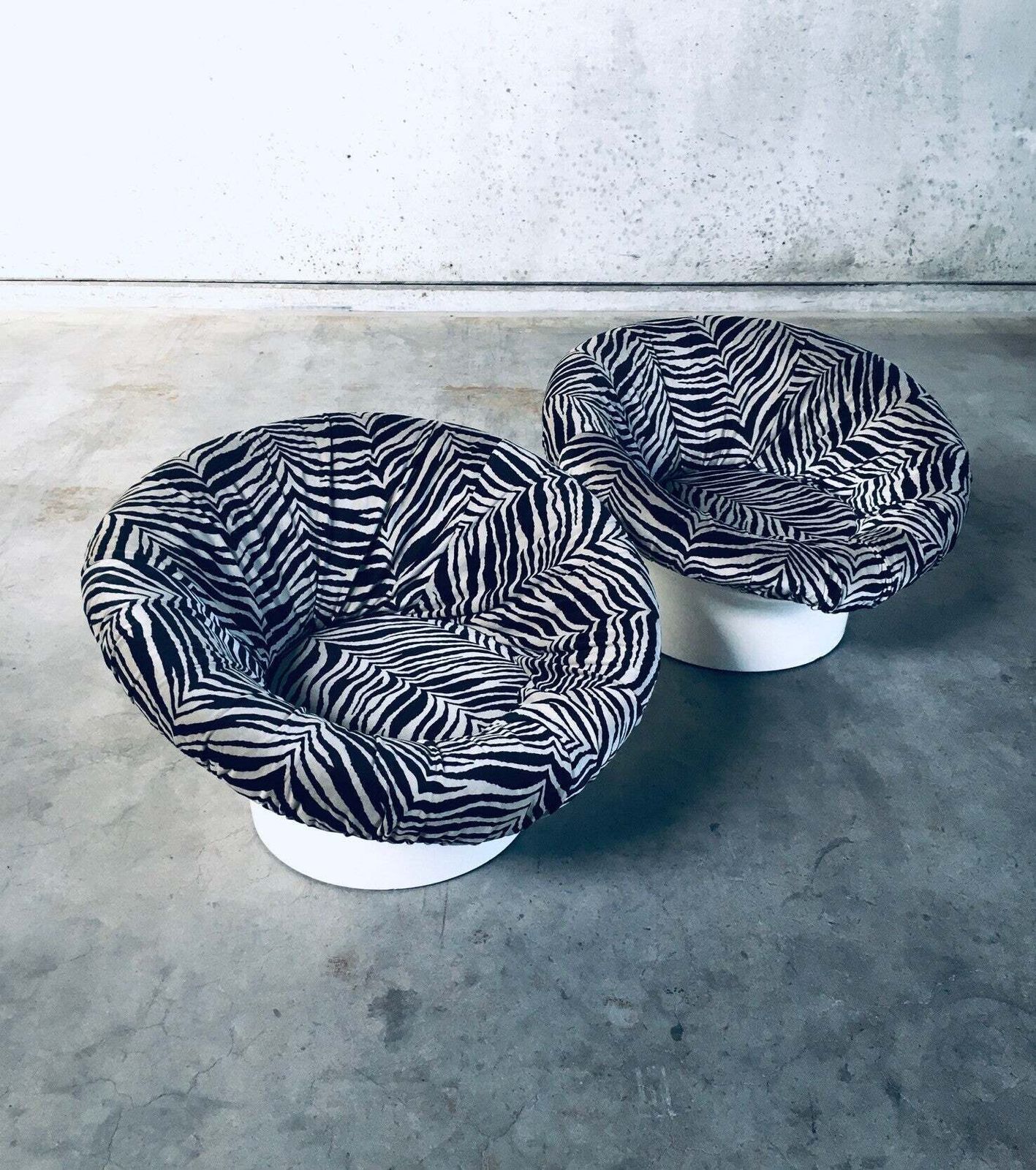 photo furniture Space Age Design Krokus Pod Lounge Chairs Van Lennart Bender Voor Dux, Zweden 1968