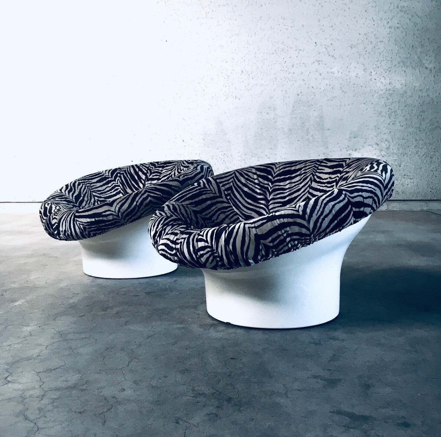 photo buy Space Age Design Krokus Pod Lounge Chairs By Lennart Bender For Dux, Sweden 1968