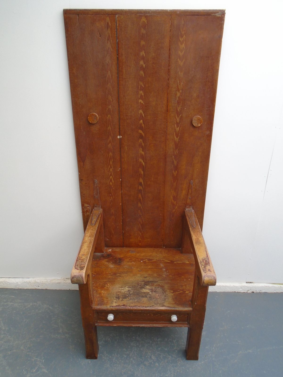 An Original Georgian Painted Pine Vernacular Country Lambing Chair/Table photo Furniture