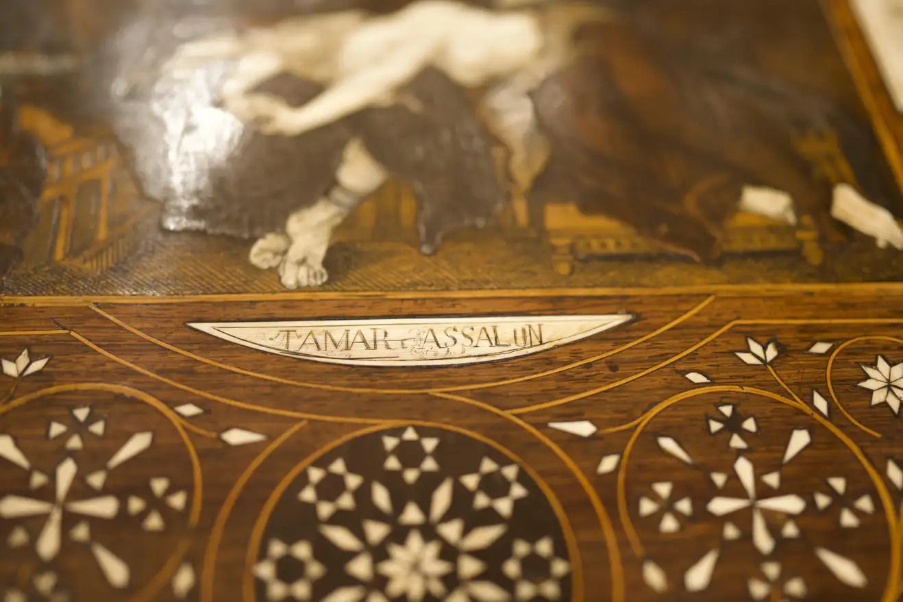 19th Century Italian Renaissance Style Inlay Centre Table photo vintage