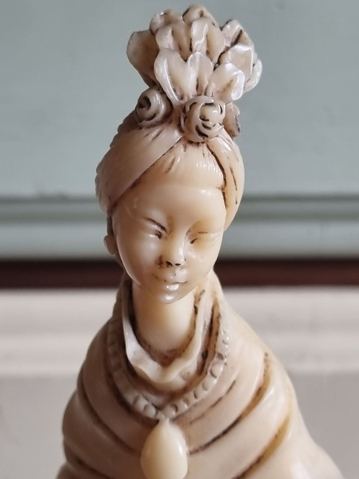 Japanese Geisha Resin Figurine | Traditional Asian Woman Sculpture | Kimono Figure On Stand | 1960s Asian Statue, Oriental Girl Holding Ruan photo furniture