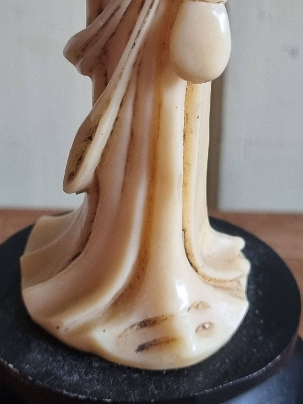 Japanese Geisha Resin Figurine | Traditional Asian Woman Sculpture | Kimono Figure On Stand | 1960s Asian Statue, Oriental Girl Holding Ruan photo Home Decor