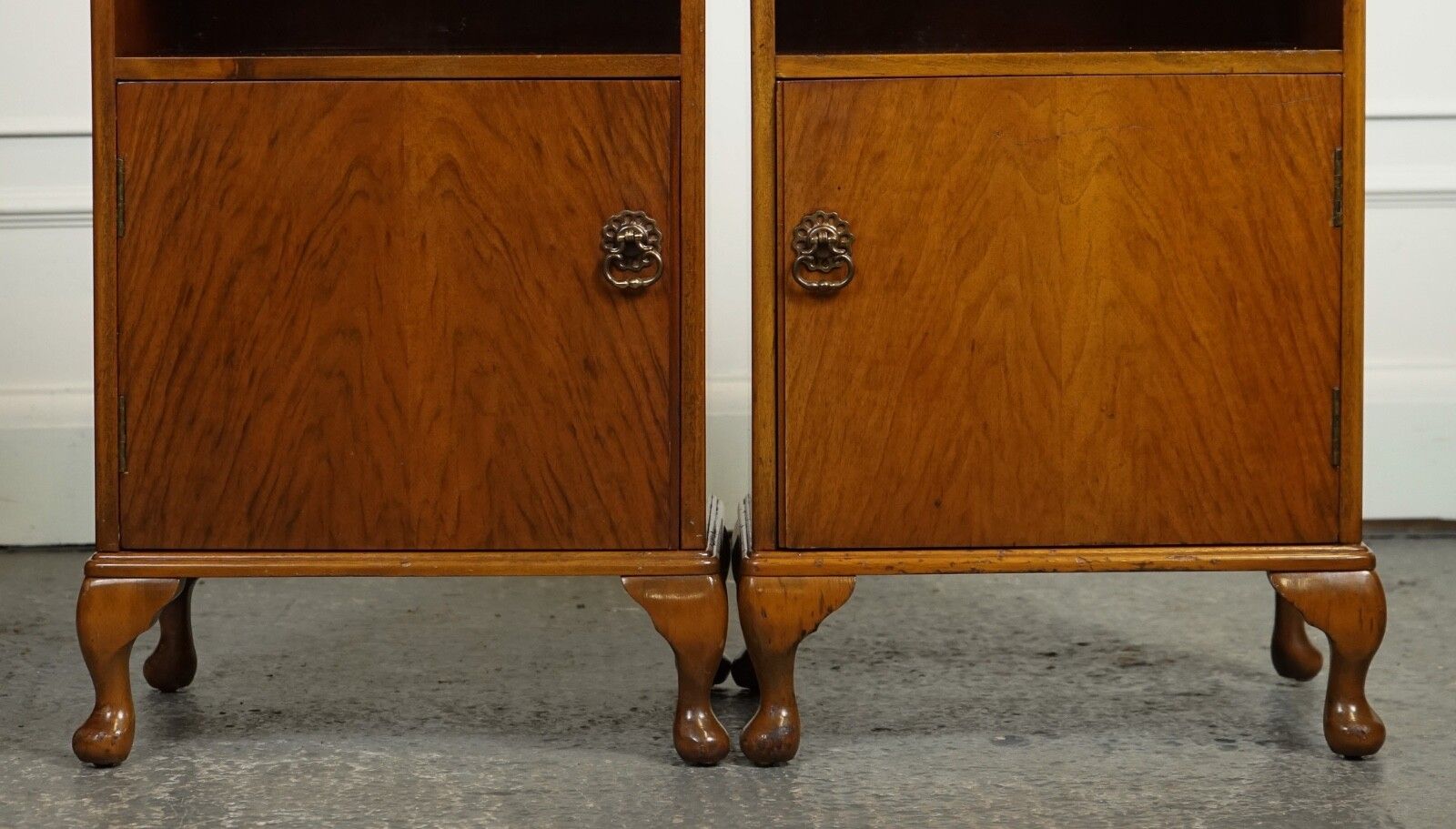 Pair Art Walnut Deco Bedside Nightstands With Cupboard Queen Anne Legs J1 photo 1200.0