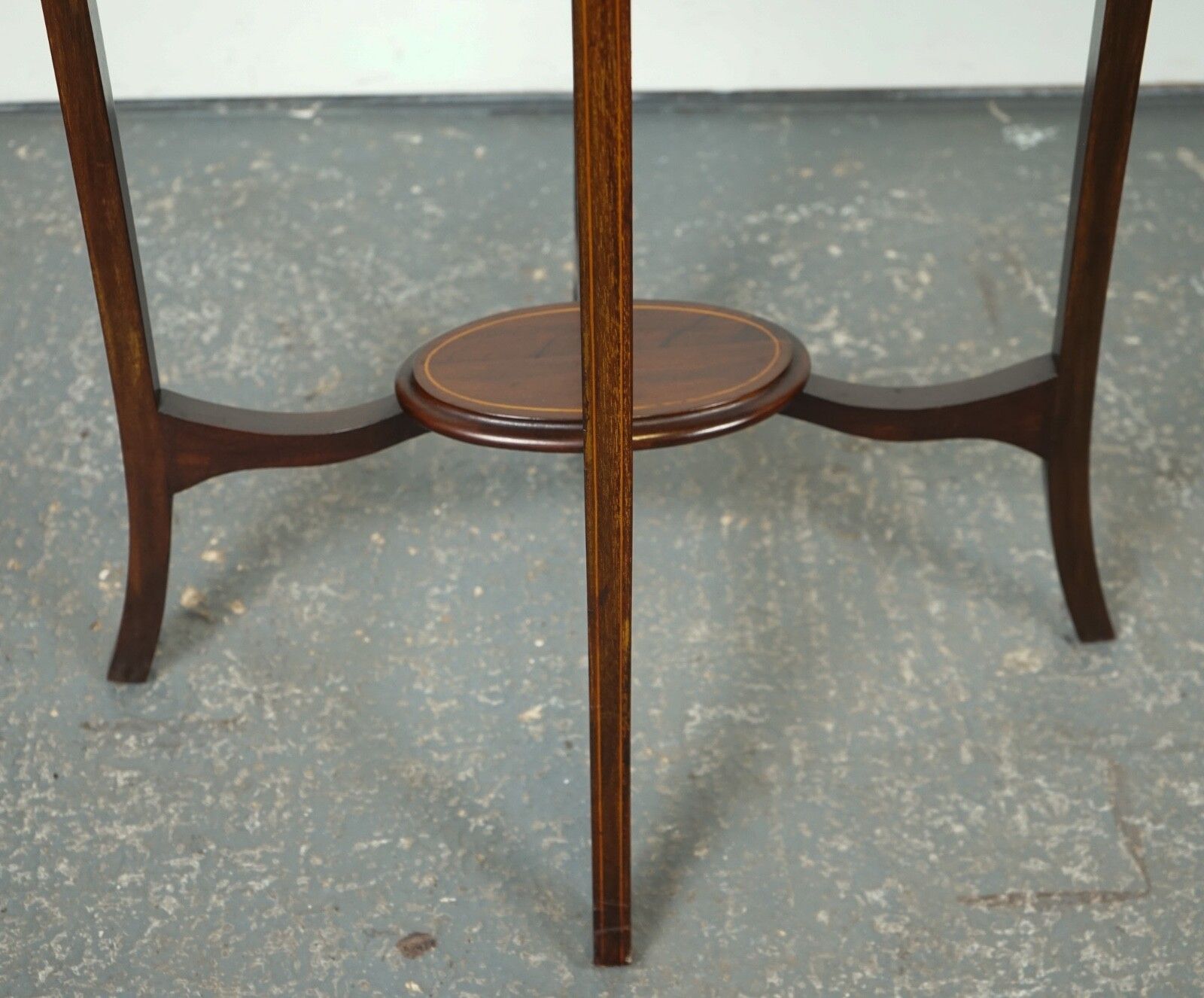 Lovely Antique Oval Hardwood Side Plant Table J1 photo vinterior