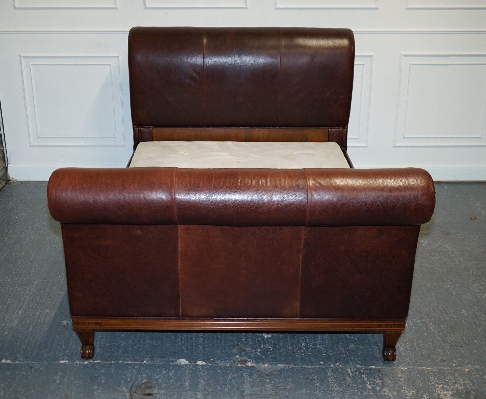 Stunning King Size Bonaparte Carved Leather Bed And So To Bed Rrp £14,000 photo vintage
