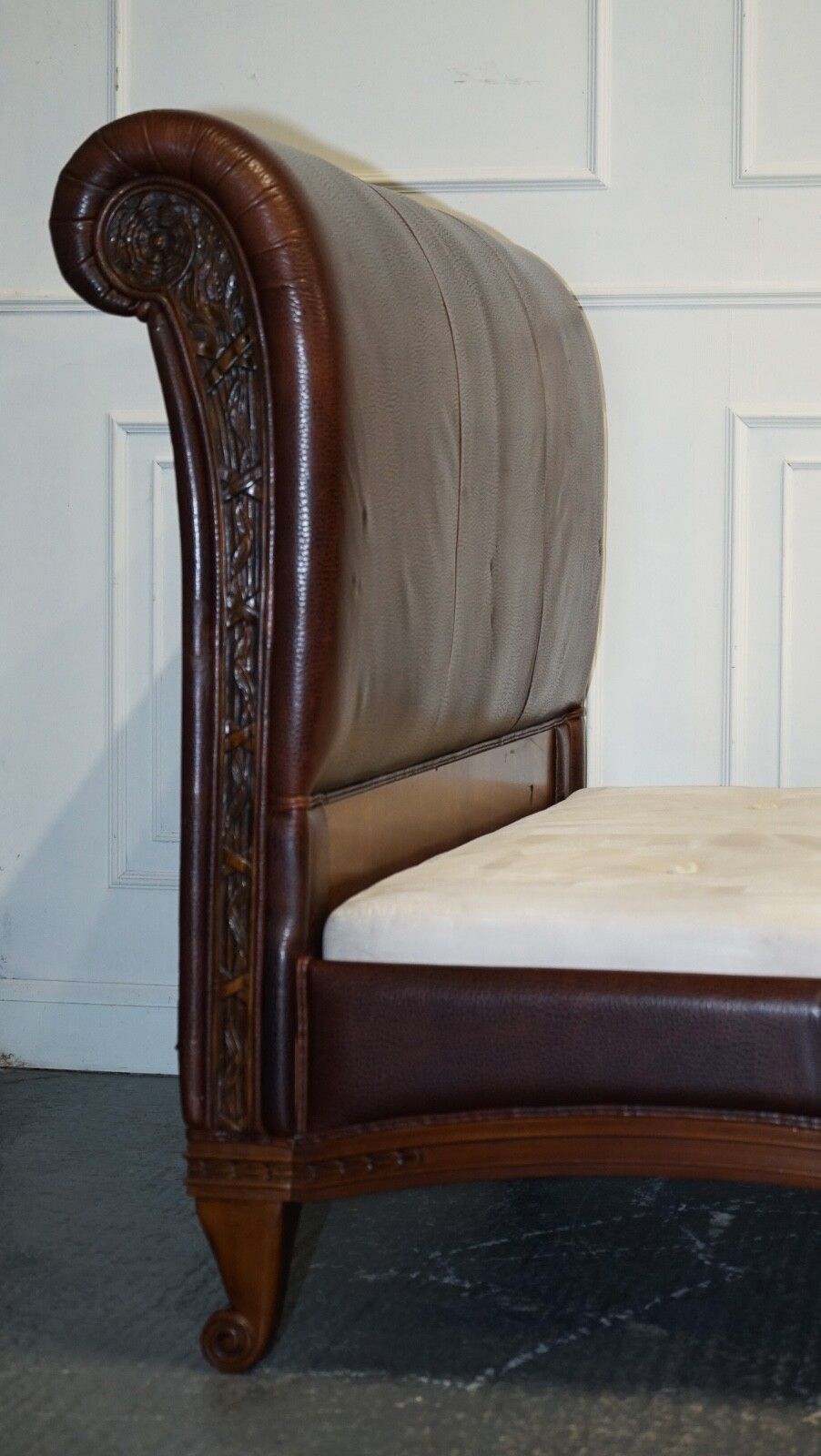 photo buy Stunning King Size Bonaparte Carved Leather Bed And So To Bed Rrp £14,000