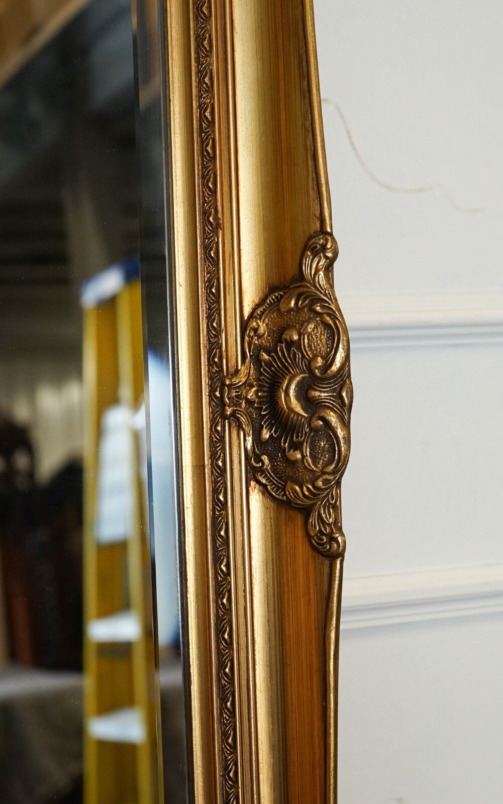 photo furniture Large French Classic Golden Ornate Wall Regal Mirror 138 X 77 Cm