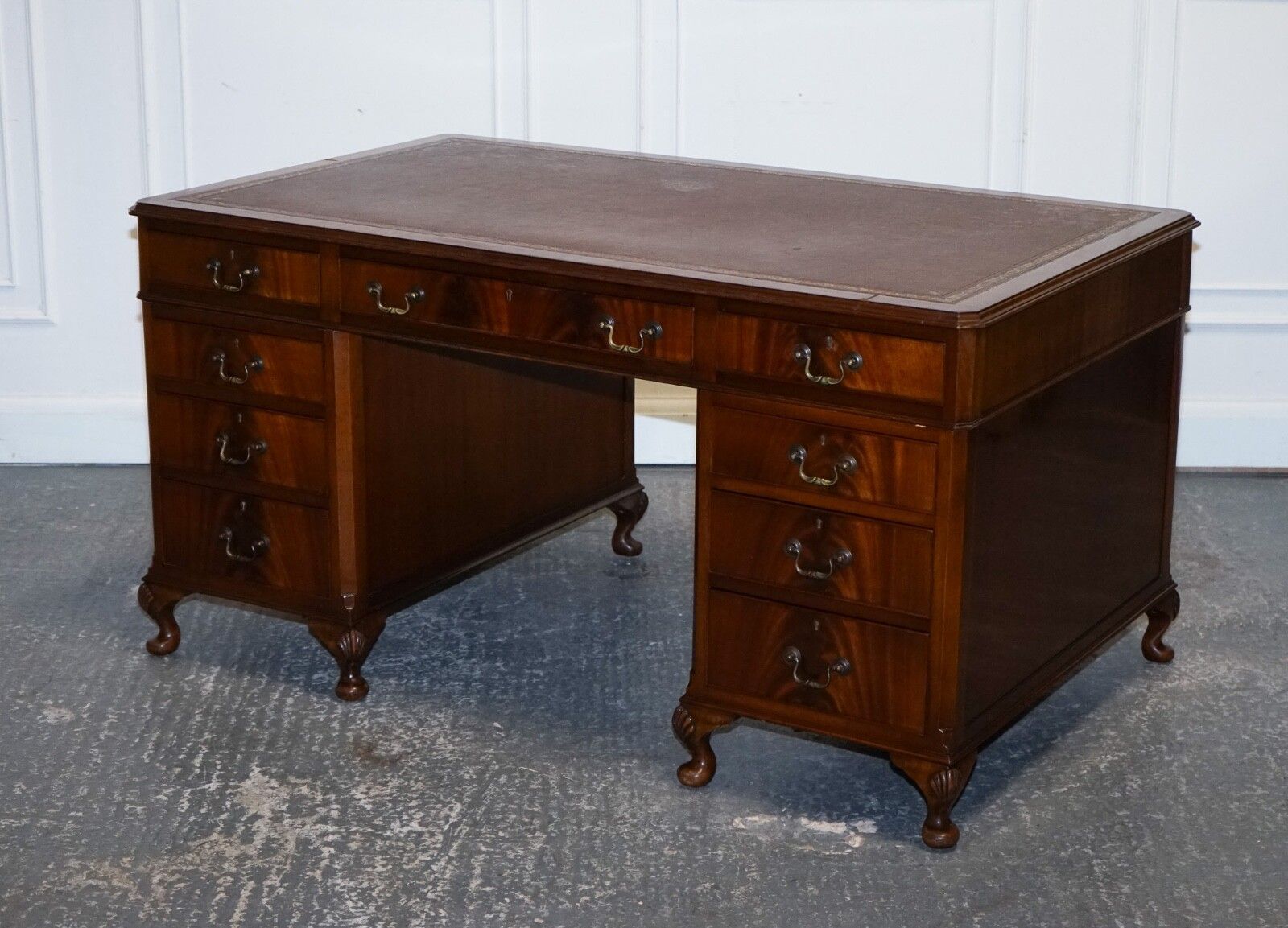 Rare Globe Wernicke Burgundy Embossed Leather Top Twin Pedestal Desk photo for sale