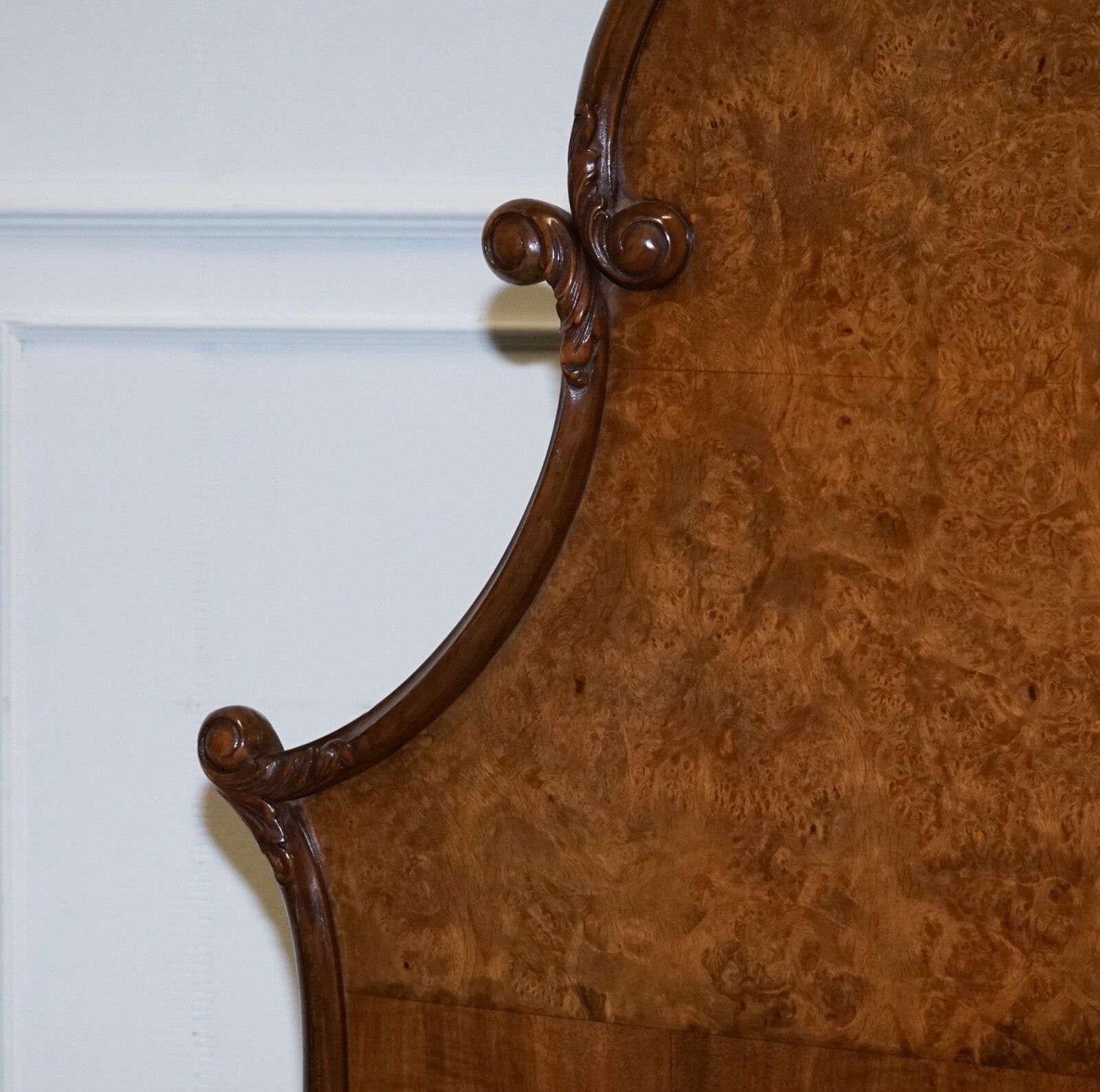 1930 Art Deco Burr Walnut English Made Vono Bedstead Frame Queen Anne Legs 2/2 photo 1295.0