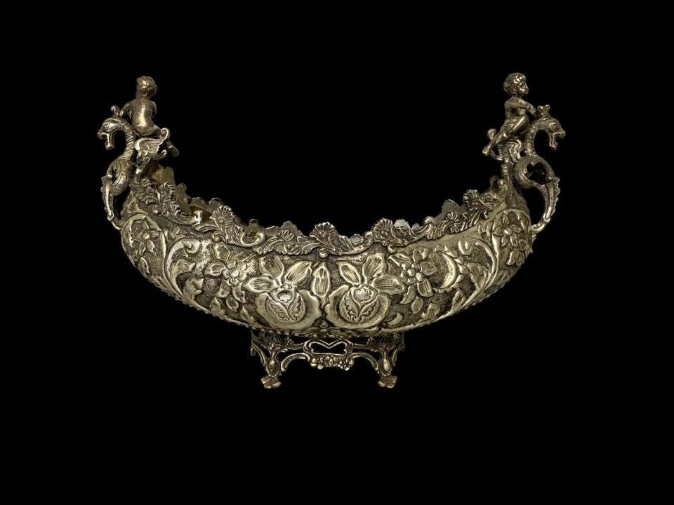 Silver Plated Serveware, Venetian Gondolas, 20th Century photo vinterior