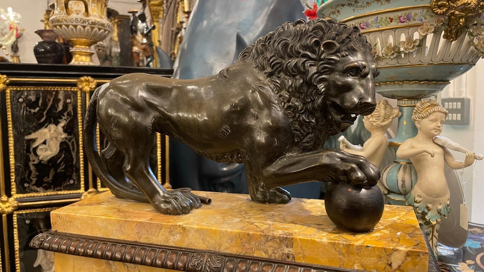 Bronze Lion French Sienna Marble Clock With Silk Suspension – Circa 1820 photo Home Decor