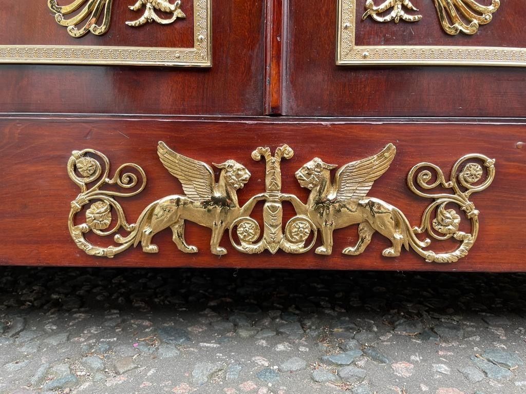 Empire Commode – France, 19th Century photo vinterior