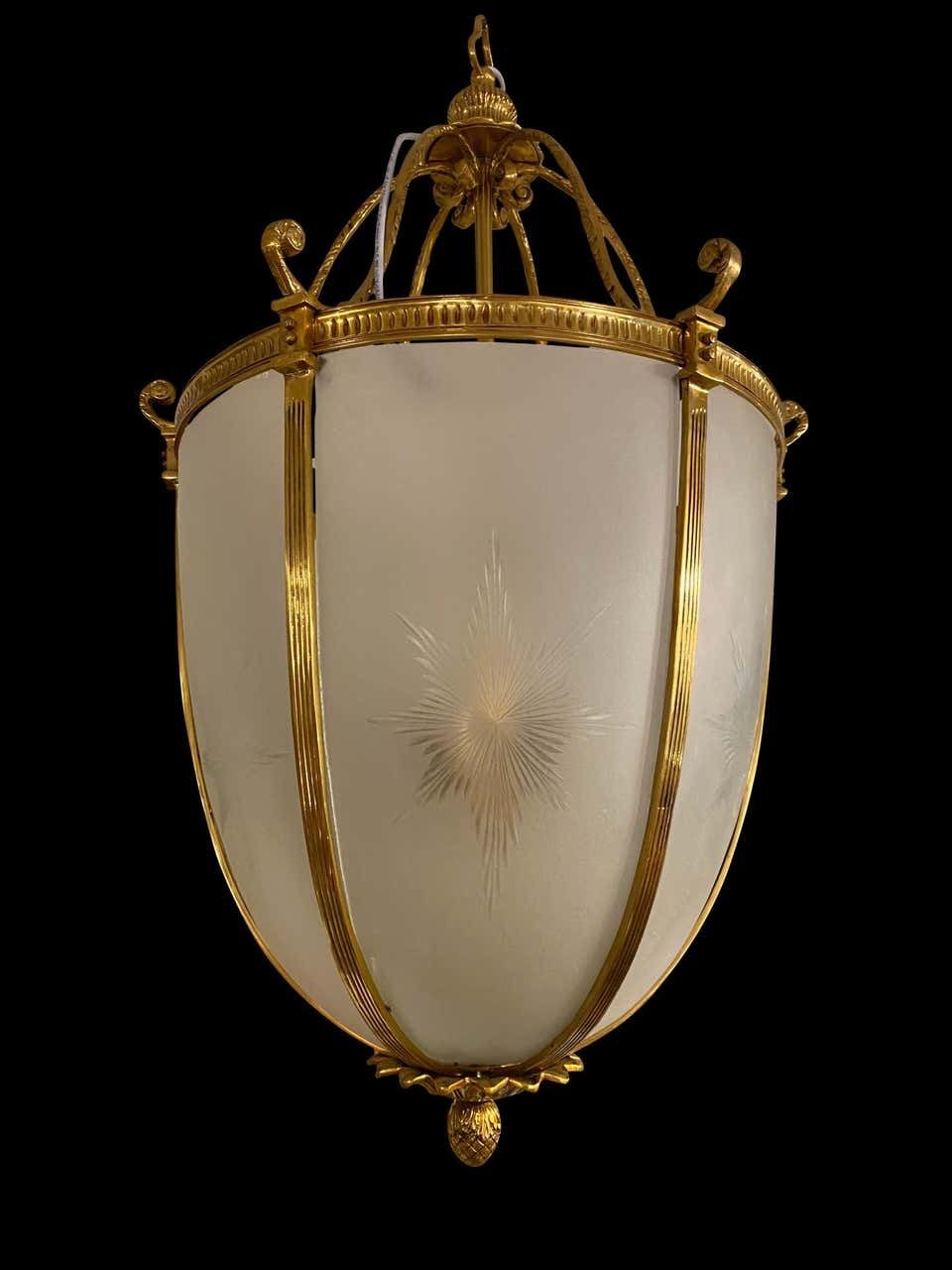 photo furniture 20th Century Large Hanging Frosted Glass And Ormolu Lantern