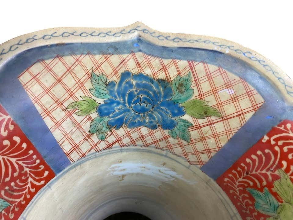 1600.0 Grand Japanese Imari Vase, Late 19th Century photo