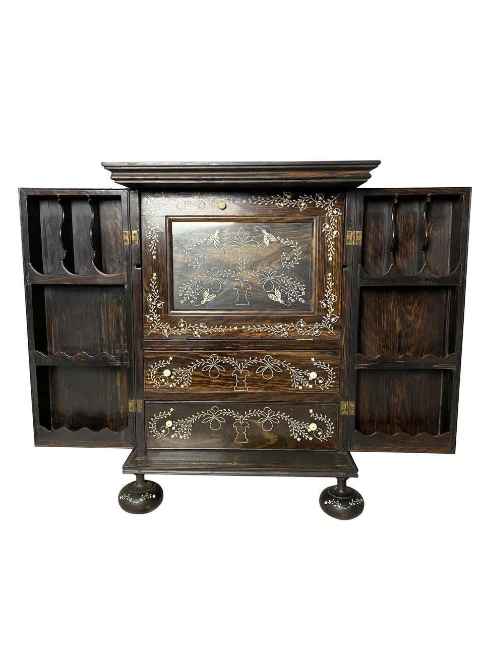 Anglo Indian Ebony Inlaid Cabinet, 19th Century photo vinterior