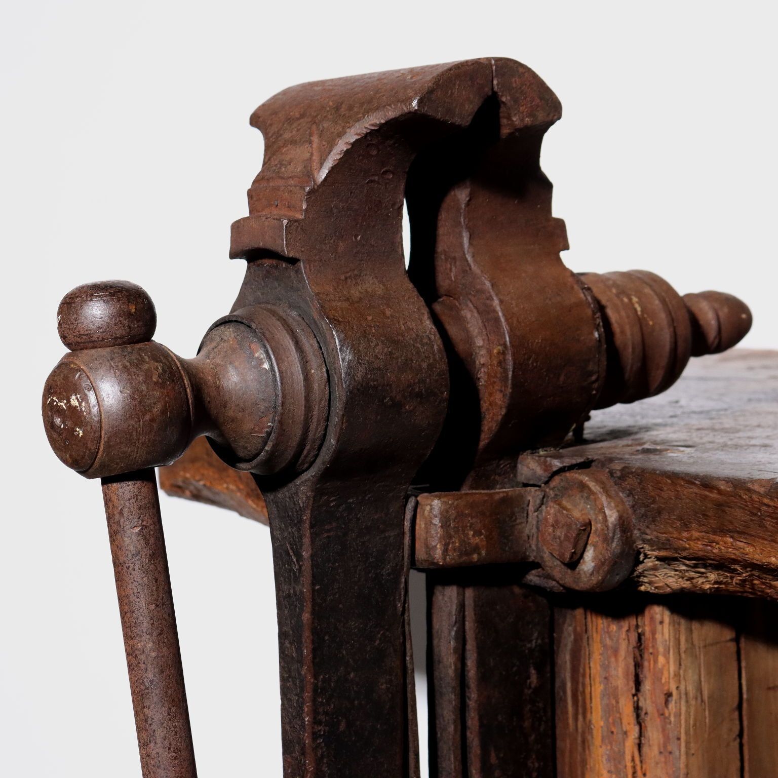 Antique Shelf Oak Wrought Iron Vise Italy XX Century Restored photo 1470.0
