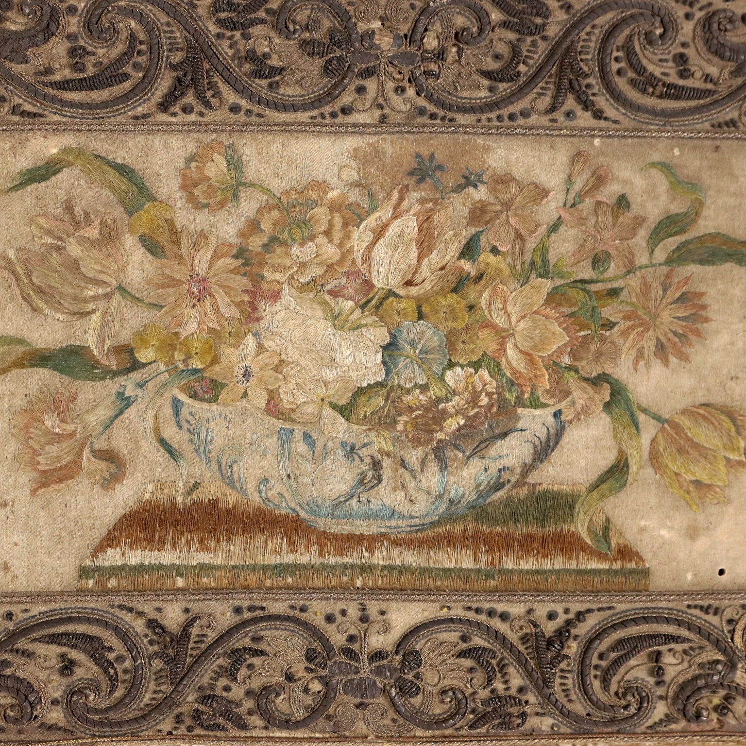 1470.0 Antique Casket Wood Fabric Beads Europe XIX Century photo