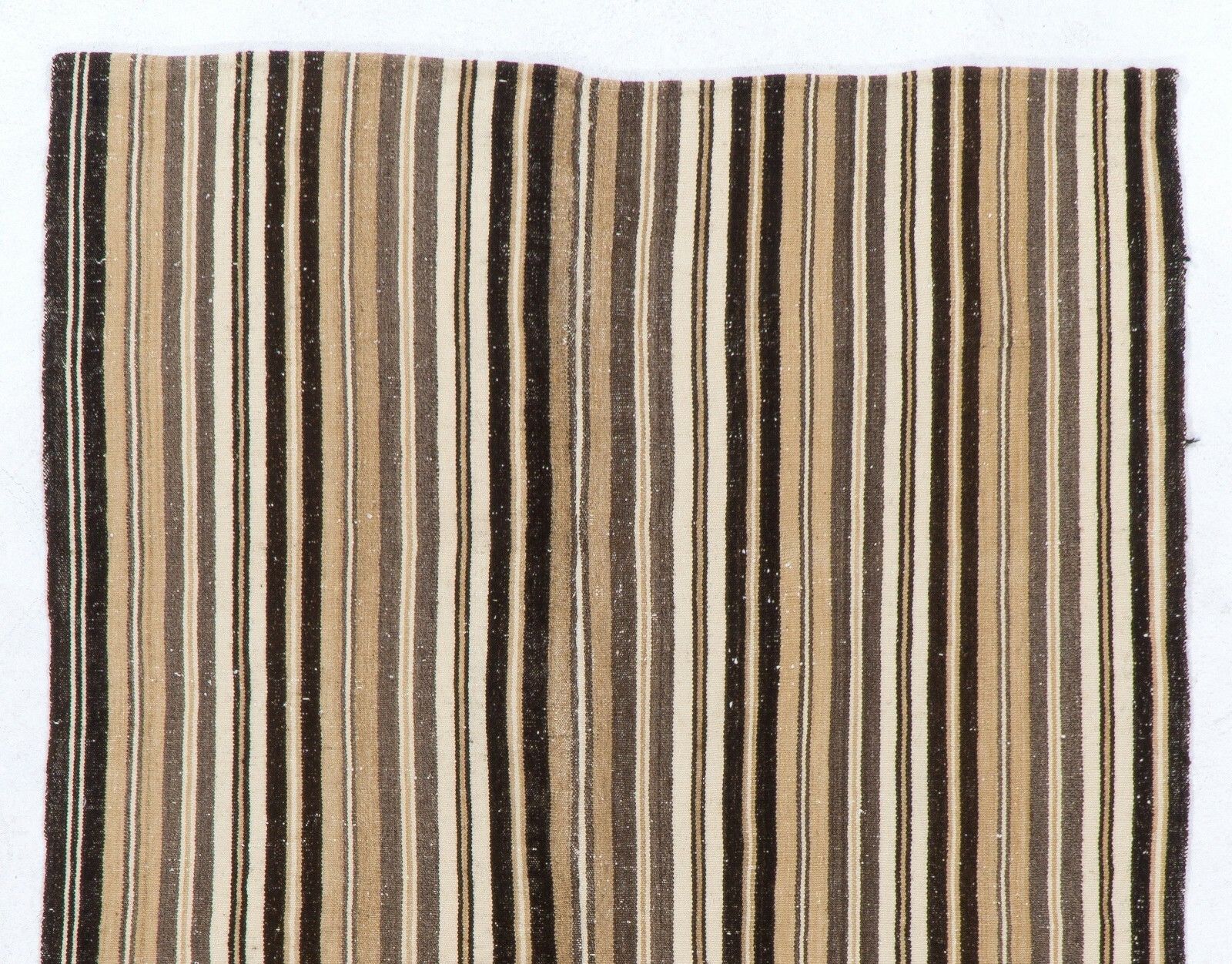 5.2x7.9 Ft Hand Woven Vintage Central Anatolian Kilim (Flat Weave), All Wool photo furniture