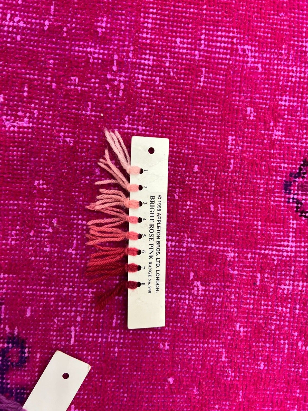 photo for sale 6.5x10.5 Ft Modern Handmade Turkish Area Rug In Fuchsia Pink, Living Room Carpet
