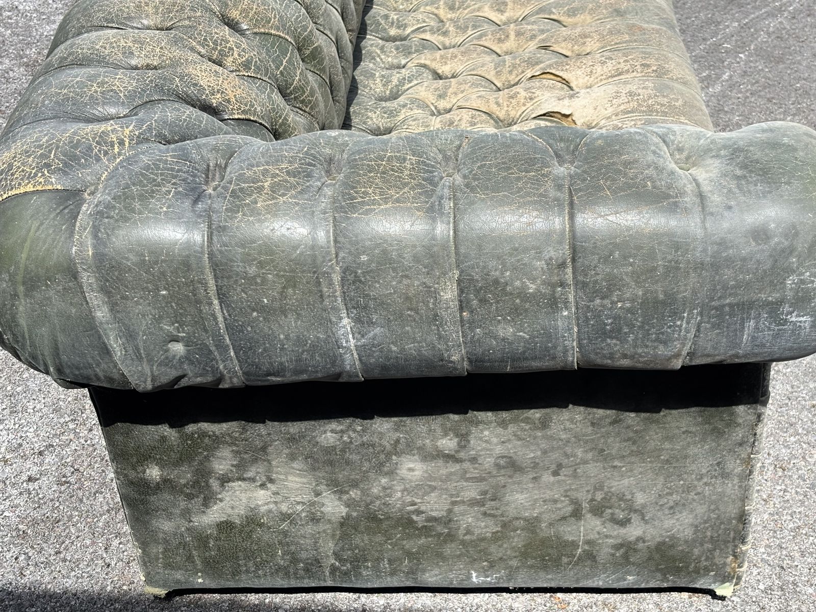 Large Vintage Leather Chesterfield Sofa photo Furniture