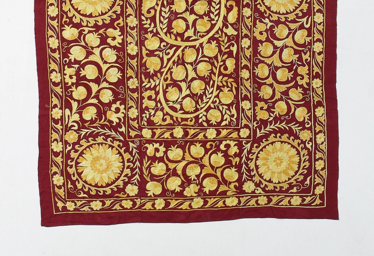 4.8x7 Ft Central Asian Suzani Textile, Silk Embroidered Bed Cover, Wall Hanging photo for sale