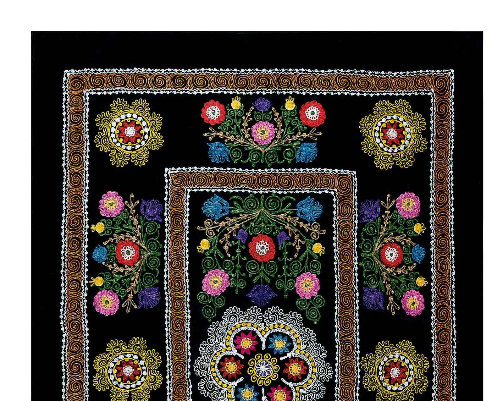 4.5x7.4 Ft Vintage Silk Hand Embroidery Bed Cover, Uzbek Suzani Wall Hanging photo furniture