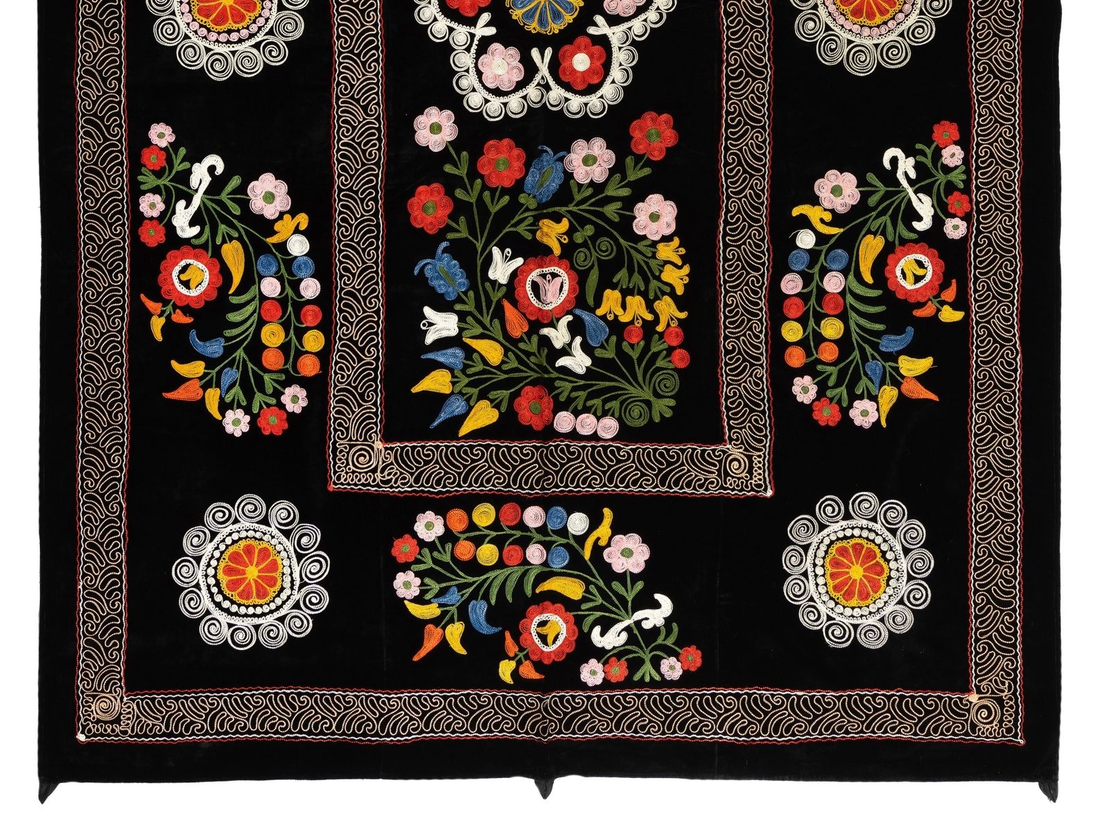 4.4x6.7 Ft Vintage Asian Silk Embroidered Suzani Bed Cover Or Wall Hanging photo for sale