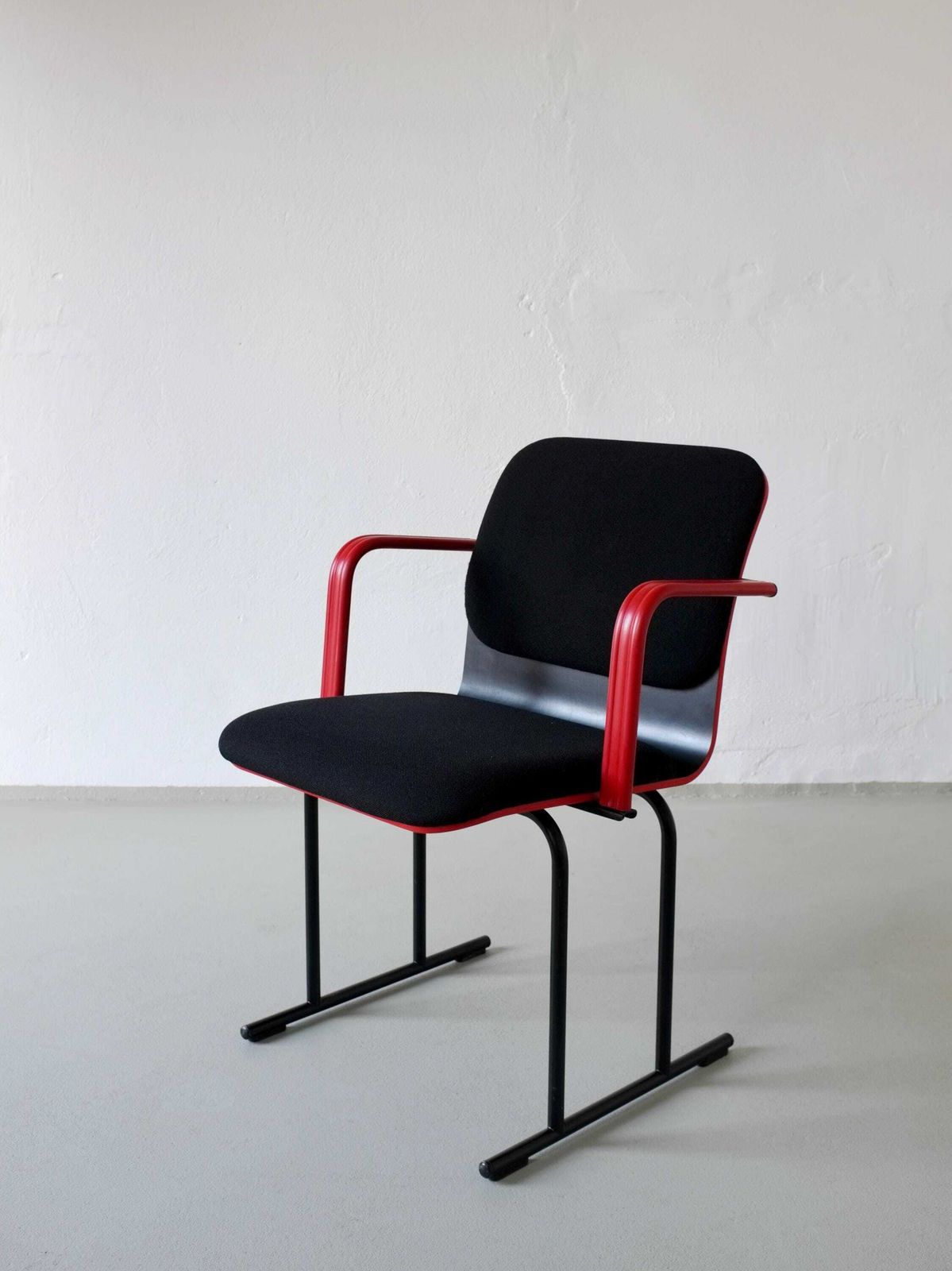 Black Red Armchair By Yrjö Kukkapuro For Avarte | Finland | 1980s