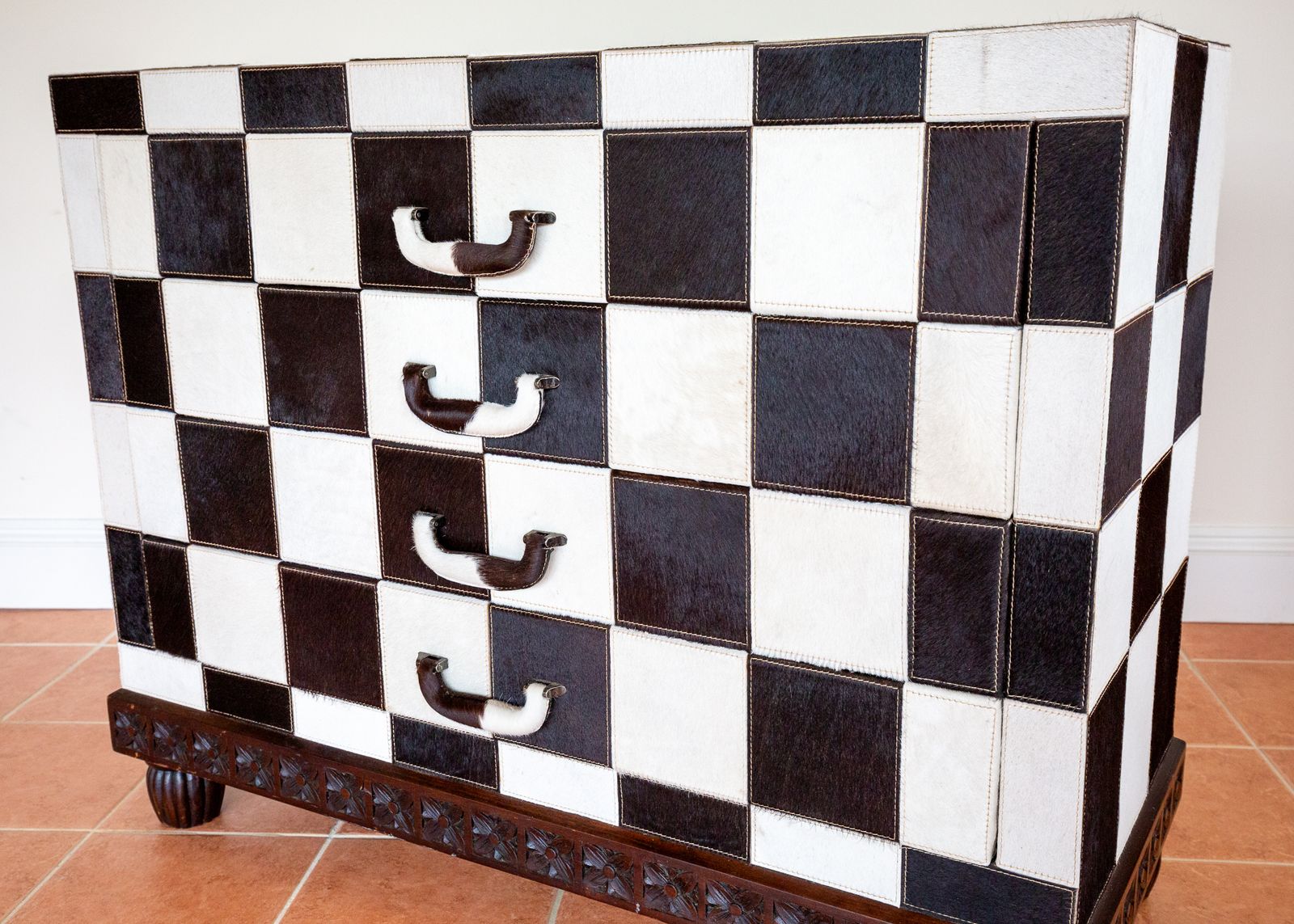 Checkerboard Chest Of Drawers Antique Cowhide Statement Furniture Country House Rock Star Furniture Black And White Patchwork Monochrome photo vinterior