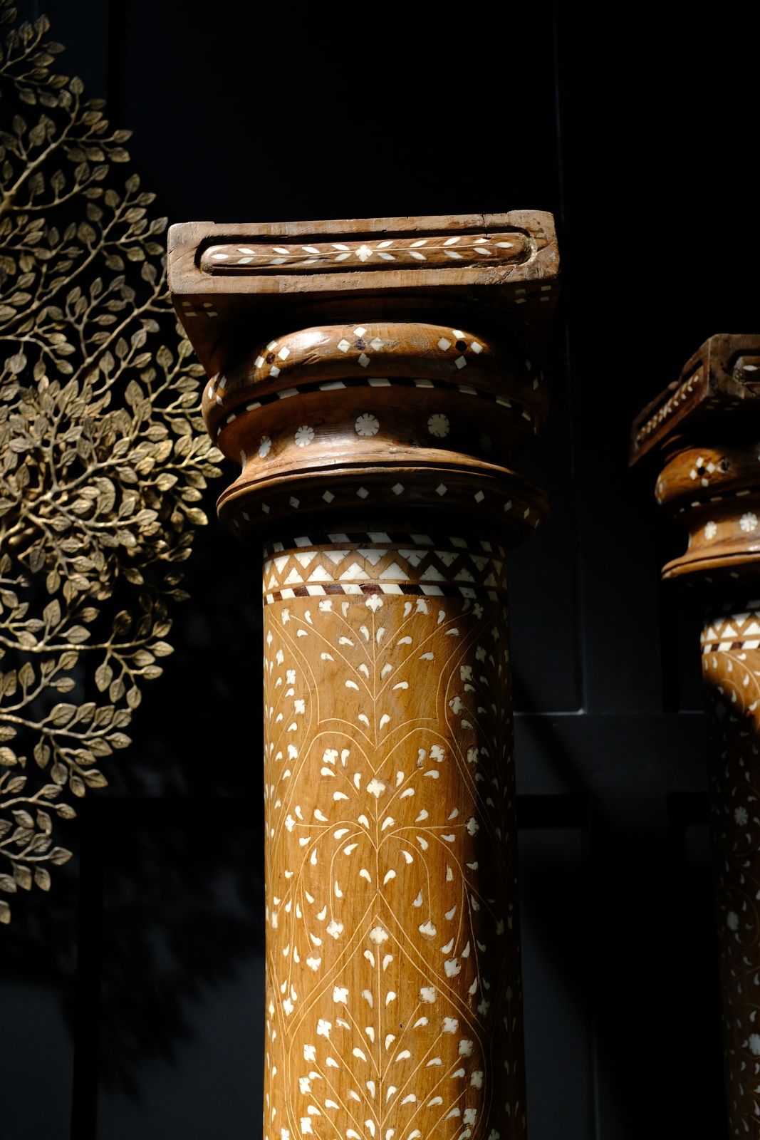 1890s Pair Of Monumental Rajasthani Columns With Hand Carved Camel Bone Inlay – Antique Architectural Pillars From India photo Home Decor