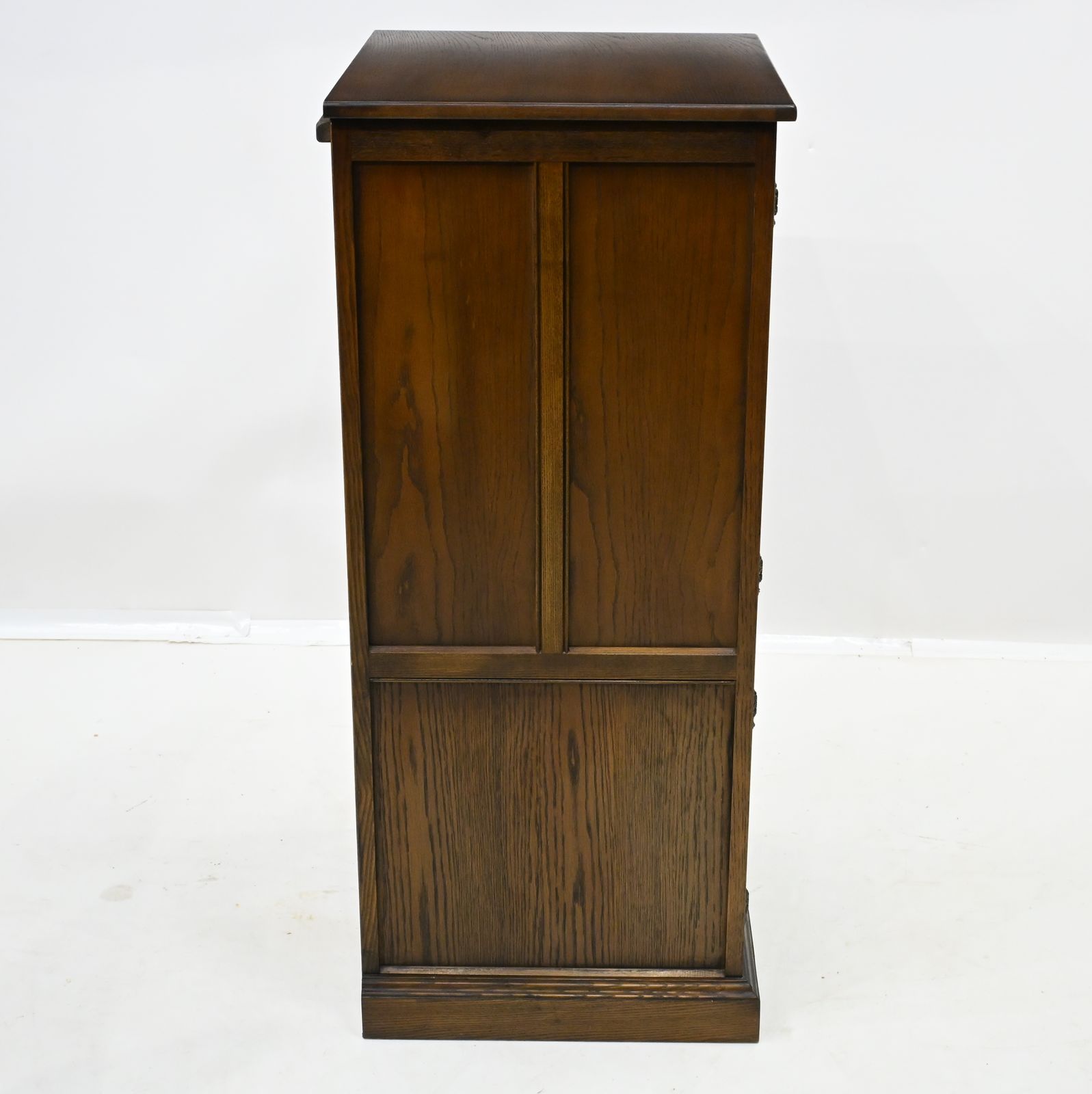 Old Charm Hi Fi/Record Cabinet 2 Adjustable Shelves Light Oak Free Uk Delivery* photo for sale