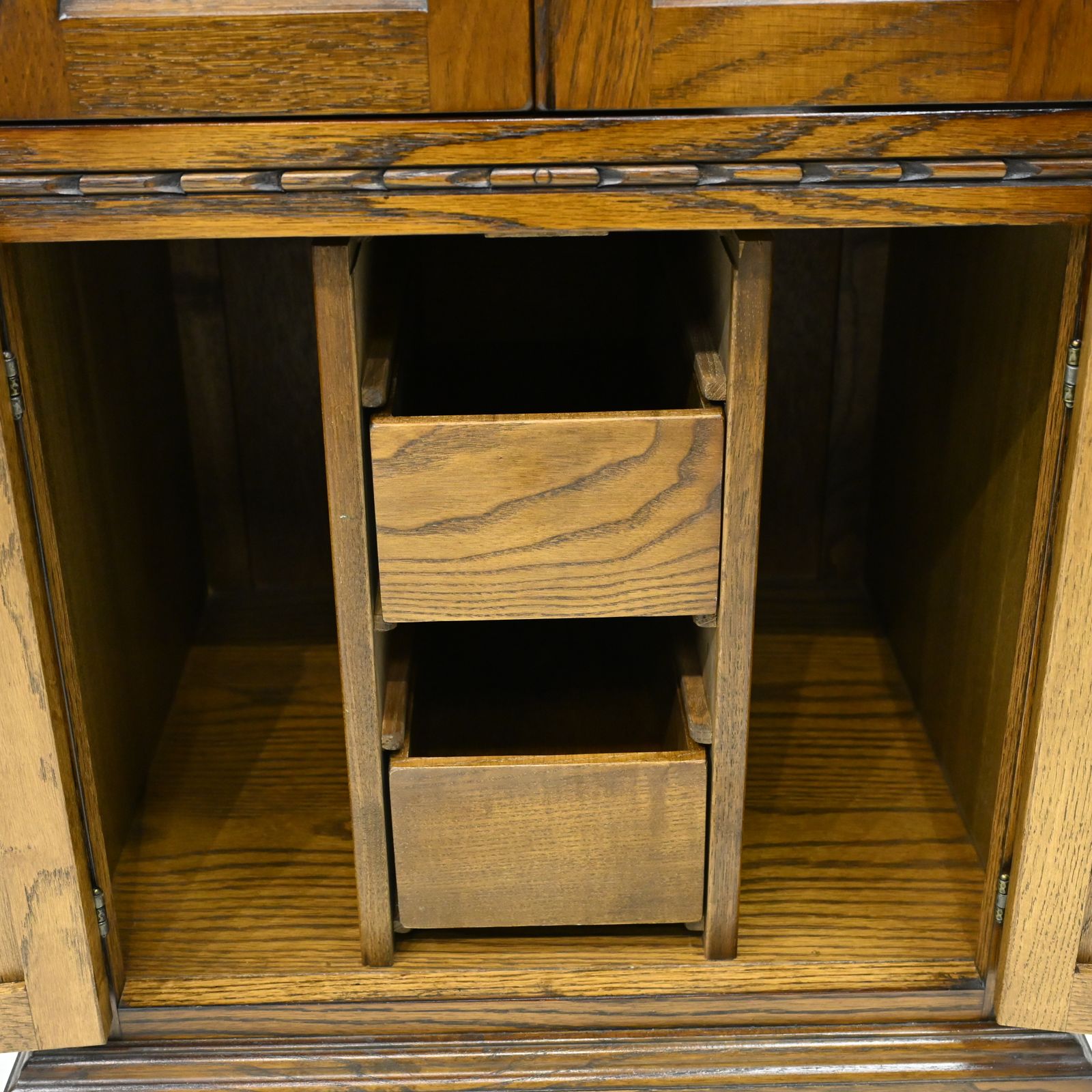 photo furniture Old Charm Hi Fi/Record Cabinet 2 Adjustable Shelves Light Oak Free Uk Delivery*