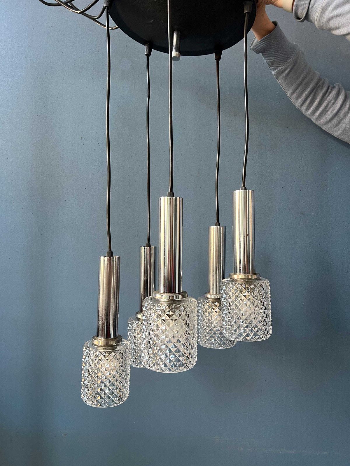 Mid Century Crystal Glass Cascade Pendant Lamp photo vinterior