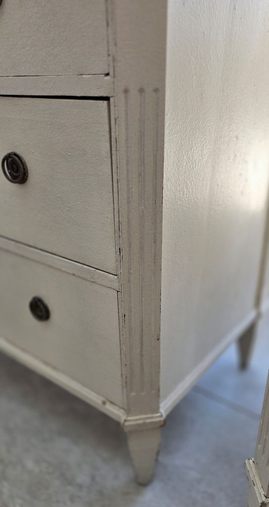 Pair Of Swedish 18th Century, Gustavian, Painted Chests Of Drawers photo vinterior