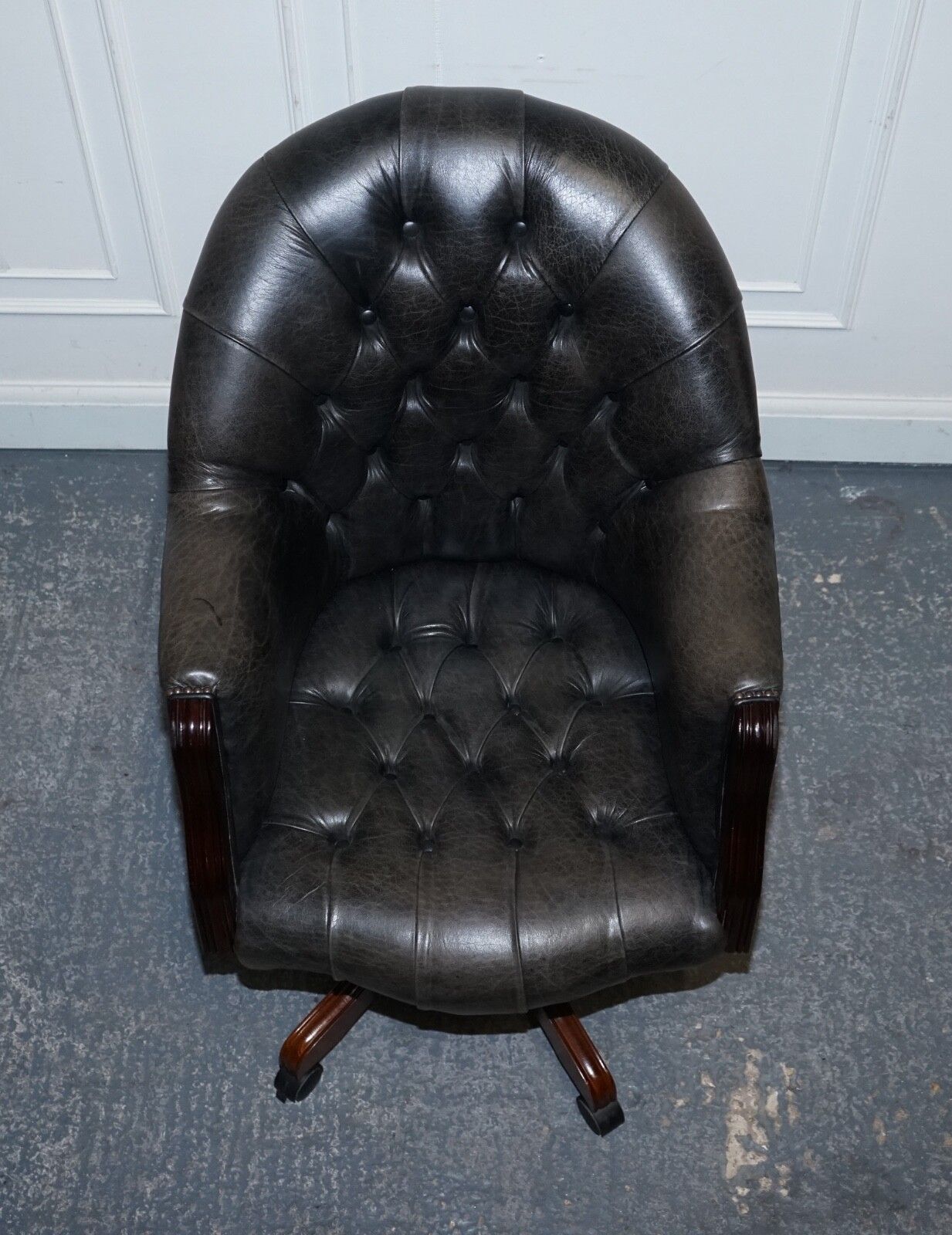 1450.0 Vintage Chesterfield Dark Aged Grey Leather Directors Swifel Captains Chair photo