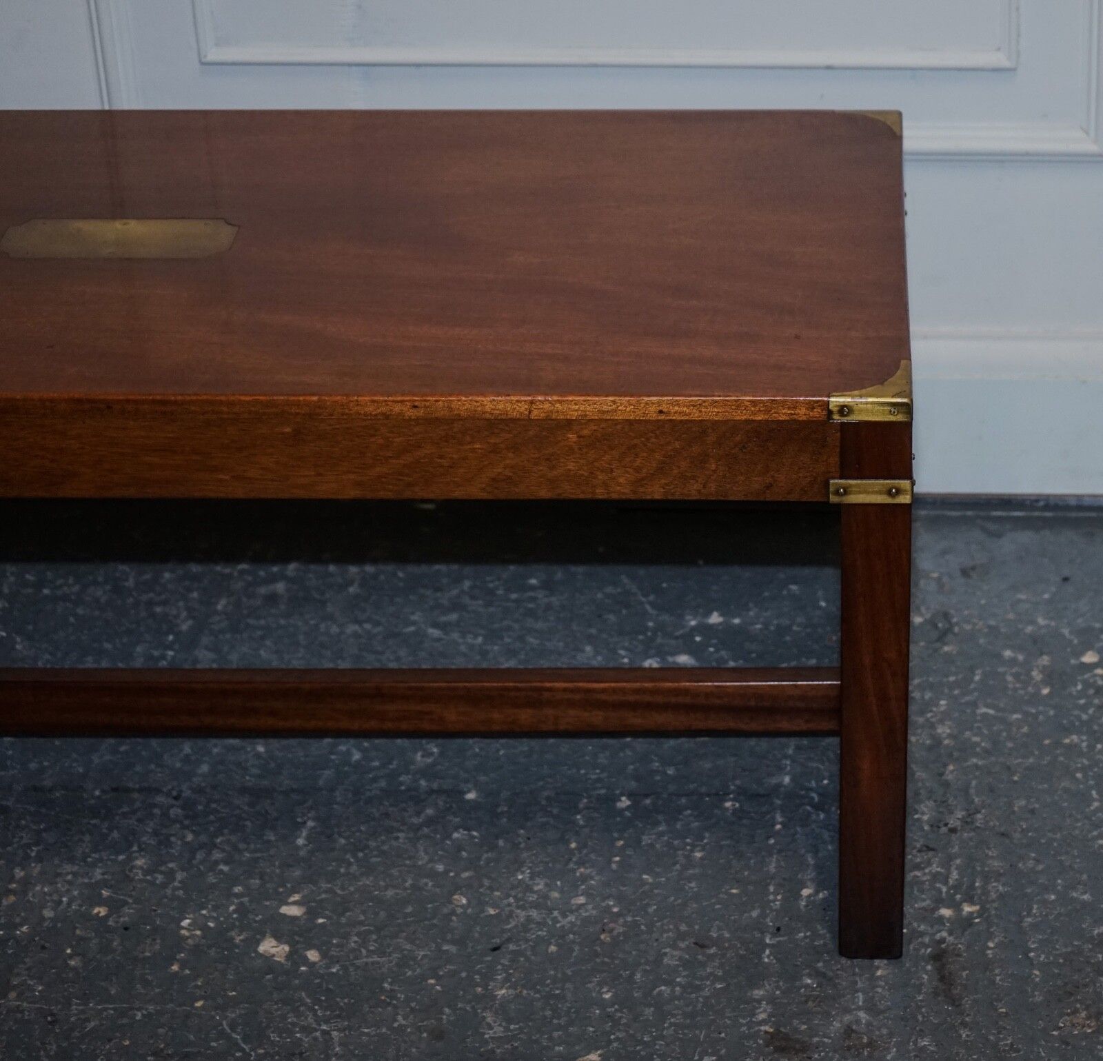 photo furniture Vintage Harrods Reh Kennedy Military Campaign Coffee Table Brass Fittings