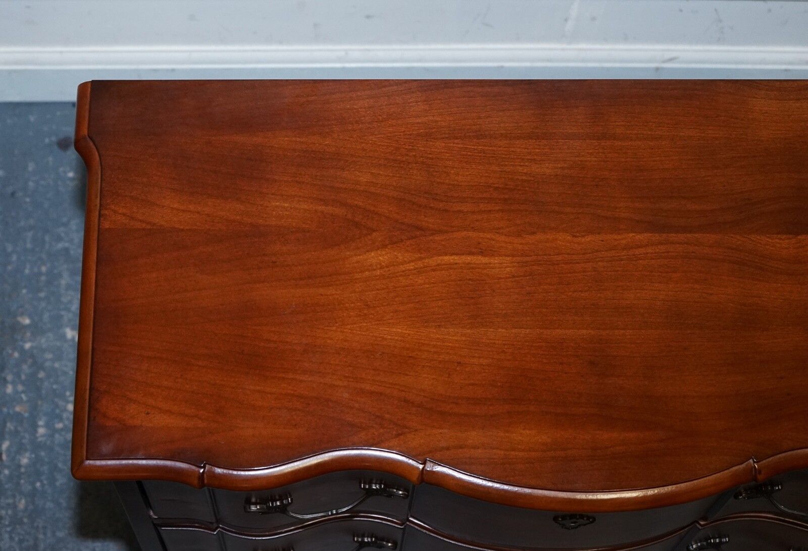 photo vinterior Ralph Lauren Vintage Georgian Style Serpentine Fronted Hardwood Chest Of Drawers