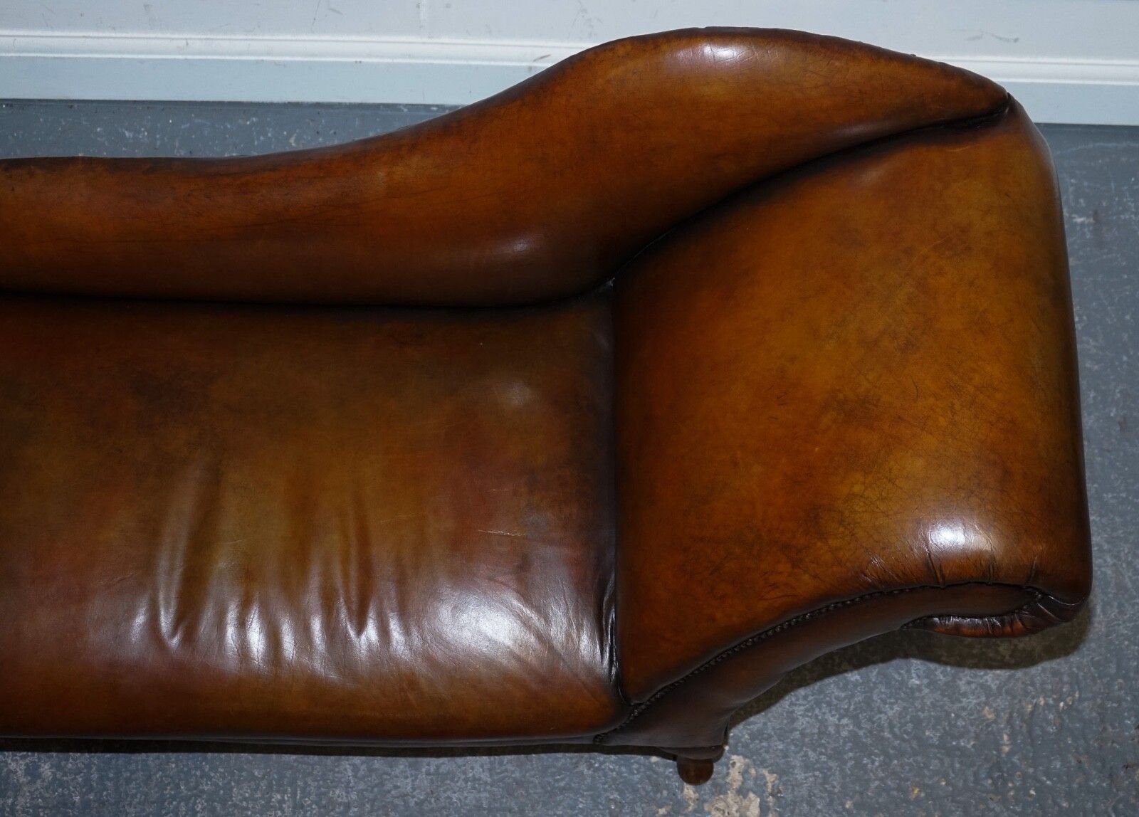 photo buy Antique Restored Victorian Brown Leather Hand Dyed Chaise Lounge Settee