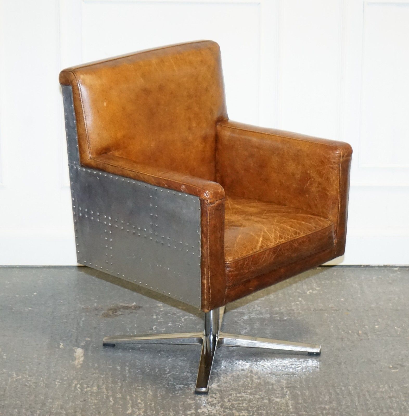 Vintage Brown Leather Aviator Metal Swivel Office Captains Armchair photo furniture