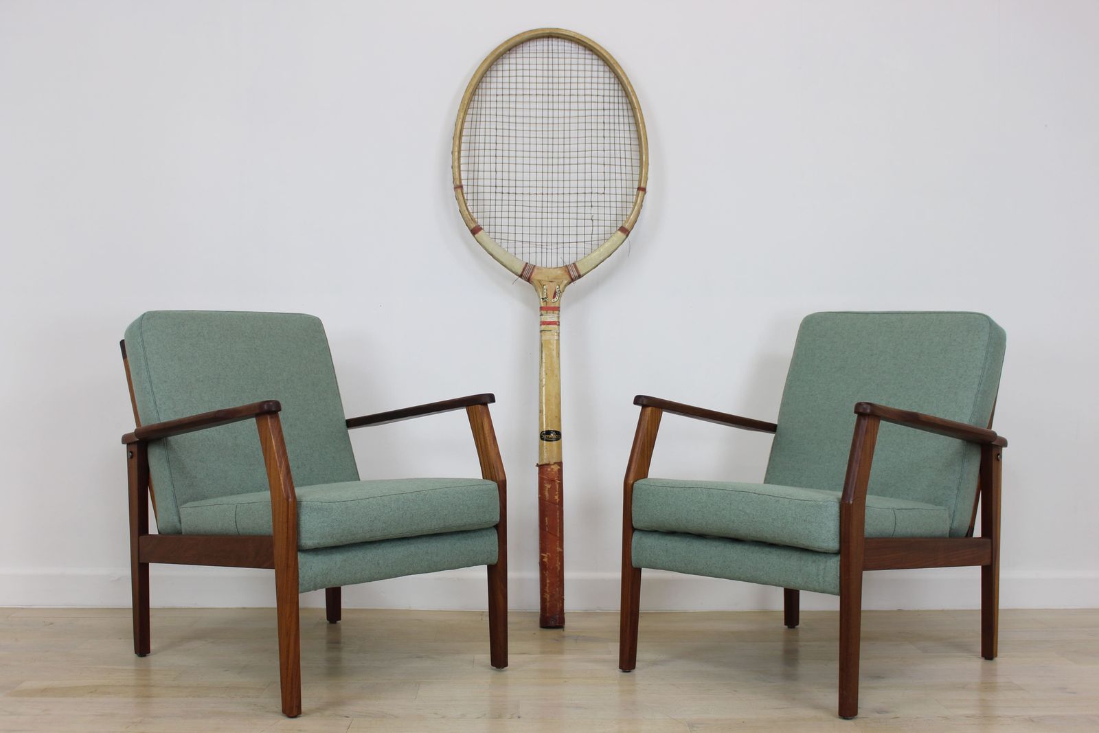 Shop Display Oversized Tennis Racket !