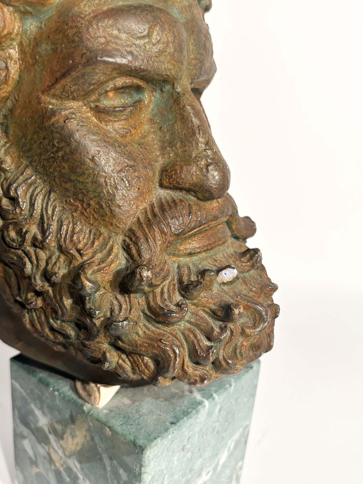 Head Of The Boxer Satyros Of Elis In Marble Printed 20th Century photo 304.0