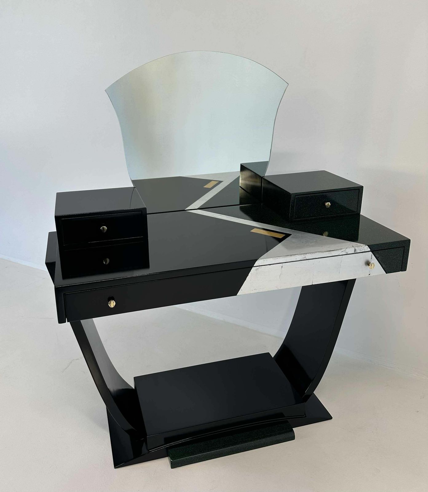 Italian Art Deco Black And Green Lacquer, Silver Leaf Vanity Table, 1970s photo Furniture