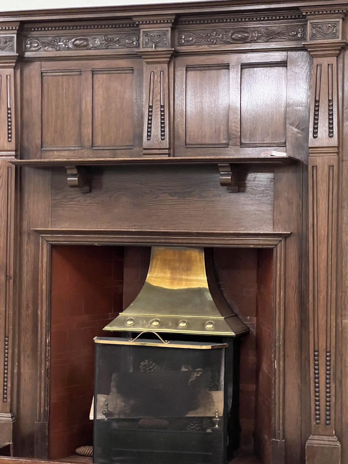 Victorian Grand Oak Fire Place photo 1000.0