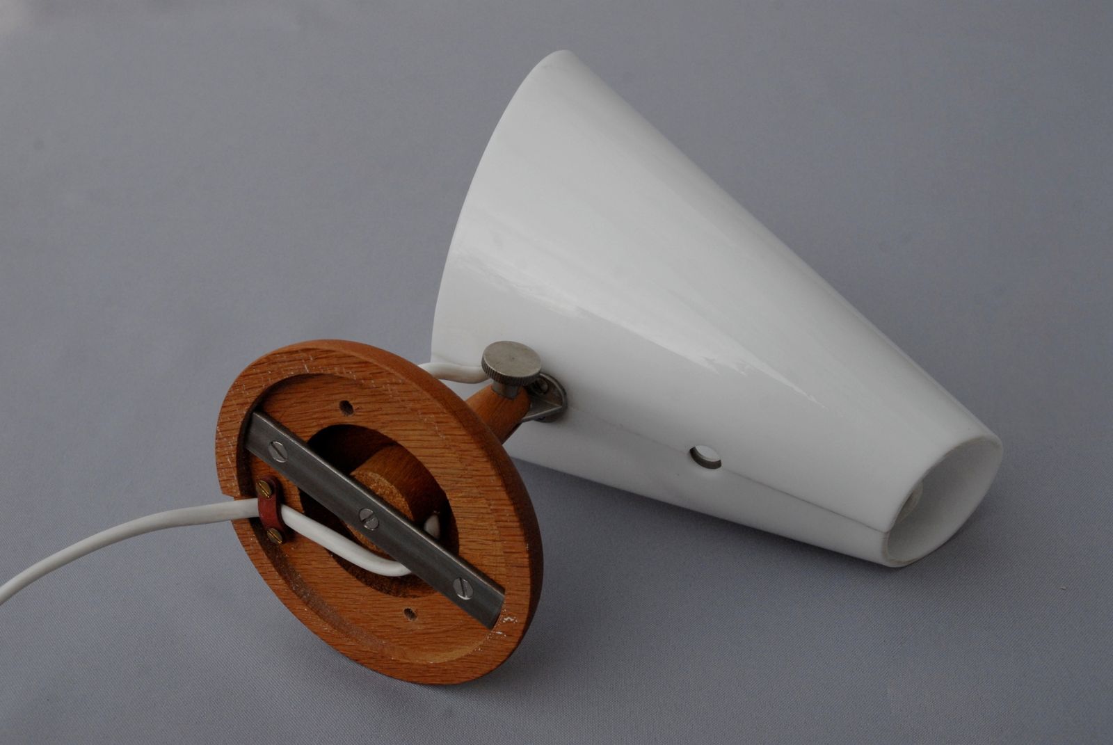 Model 713 Wall Lamp By Uno & östen Kristiansson For Luxus Vittsjö, Sweden, 1960s photo vintage