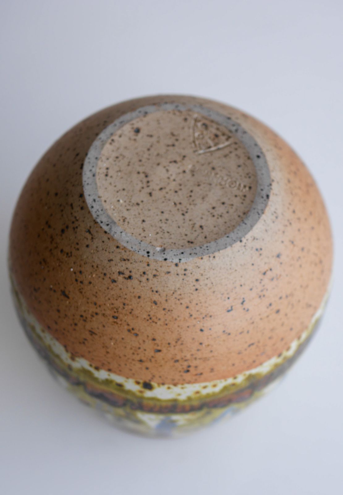 photo vinterior Mid Century Modern Danish Art Pottery Vase By Michael Andersen, Bornholm