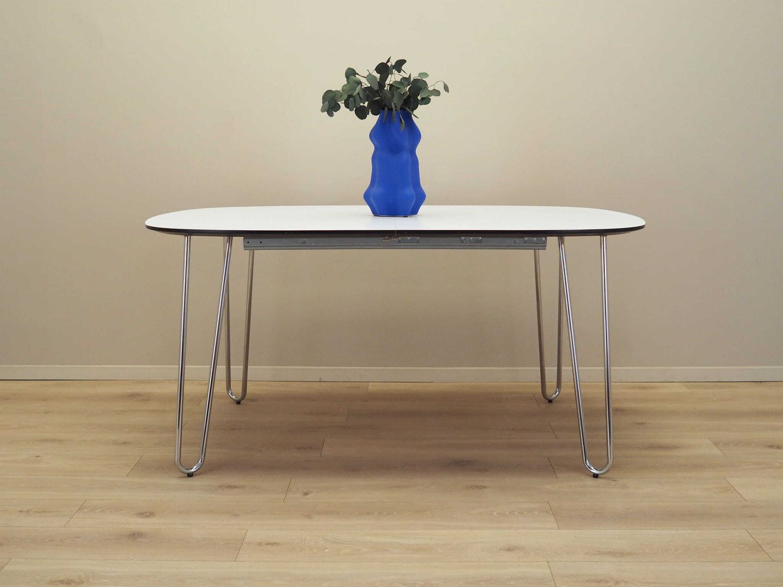 White Table, Italian Design, 1990s, Production: Italy photo furniture
