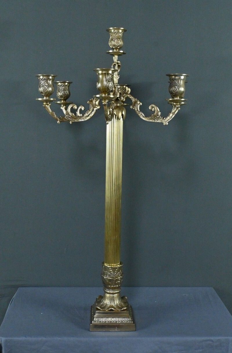 photo furniture Important Bronze Candelabra, Louis XVI Style – Late 19th Century