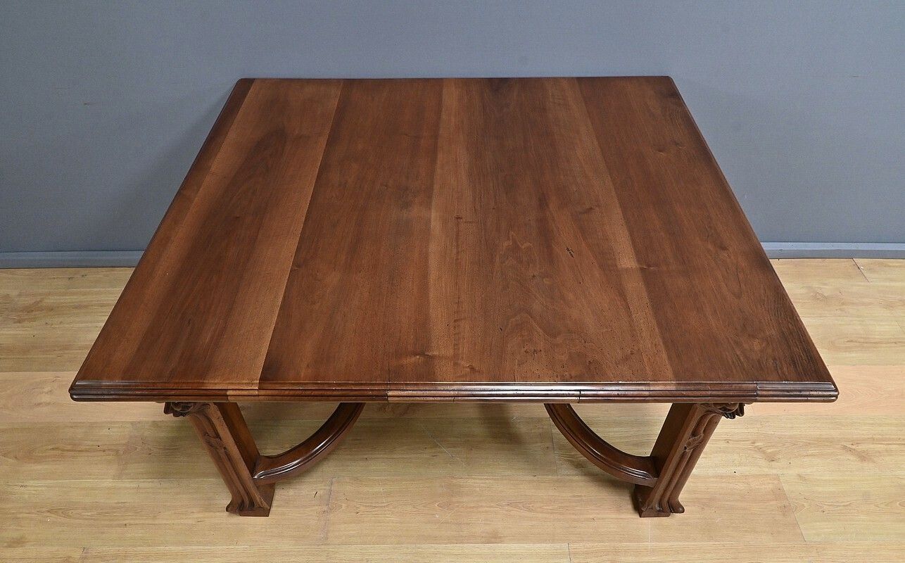 Art Nouveau Walnut Extending Table, 20 Place Settings – Early 20th Century photo buy