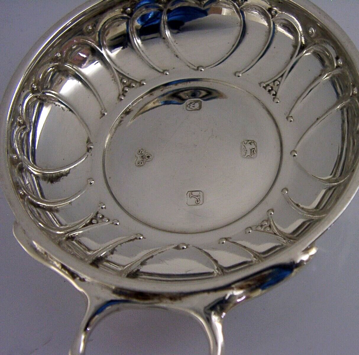 Pretty English Sterling Silver Love Hearts Wine Taster London 1972 Barware photo furniture