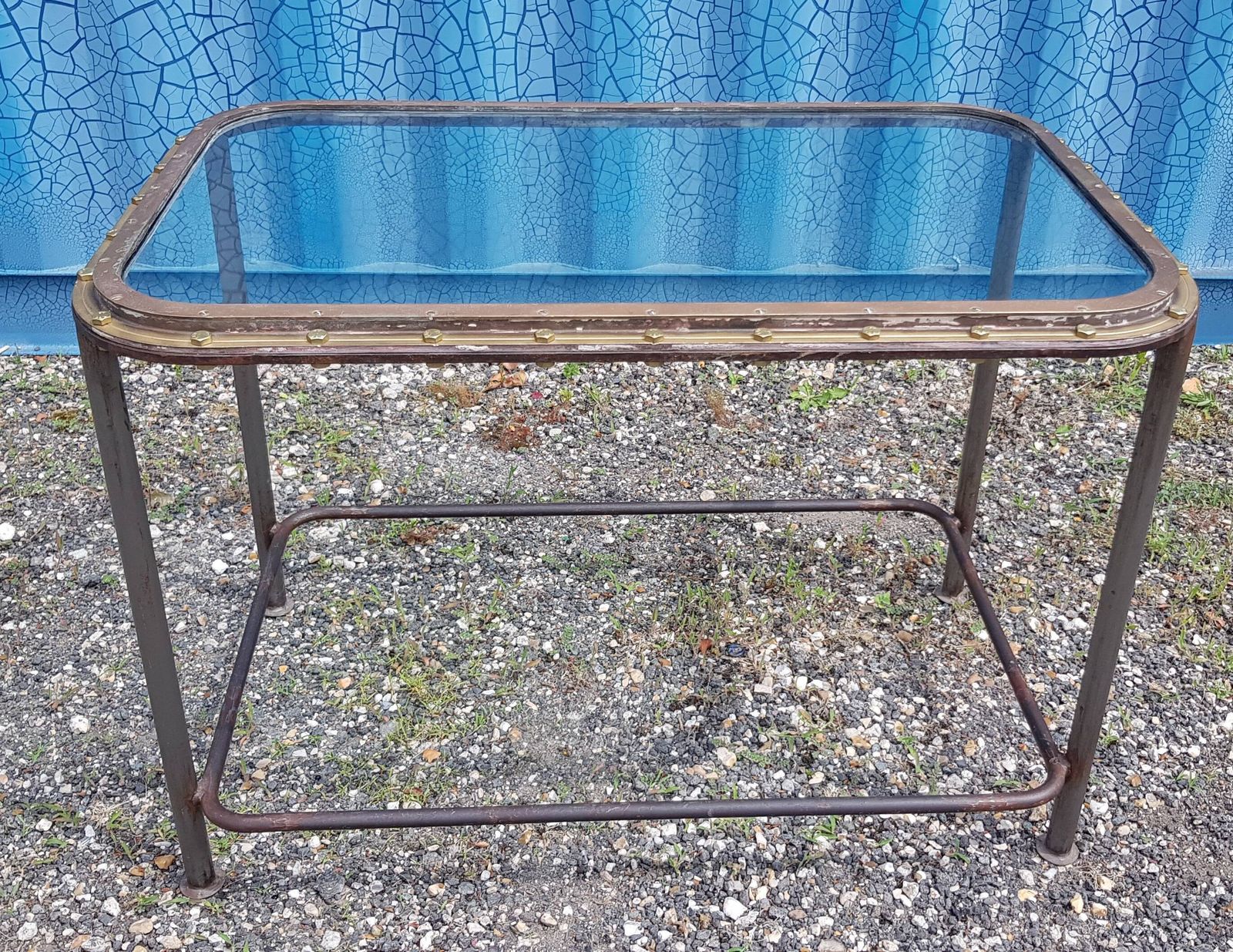 Table With Old Brass Ship's Porthole With Iron Base / 110 X 70 X 76 Cm photo vinterior